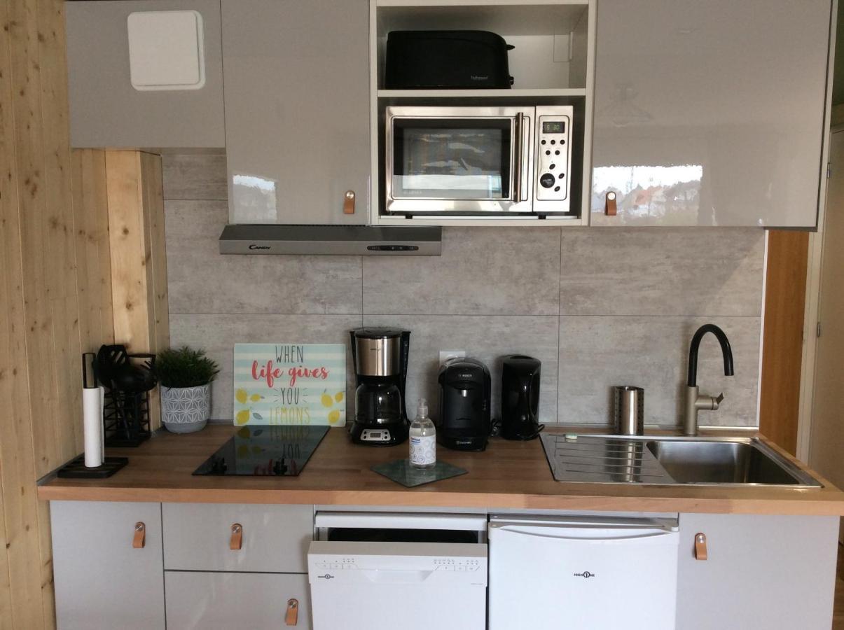 Les Obiones, Fort Mahon Plage, magnifique studio cabine 4p vue latérale mer avec balcon , parking privé gratuit, wifi, classé 2 étoiles, exposition plein sud en Baie de Somme Exterior foto